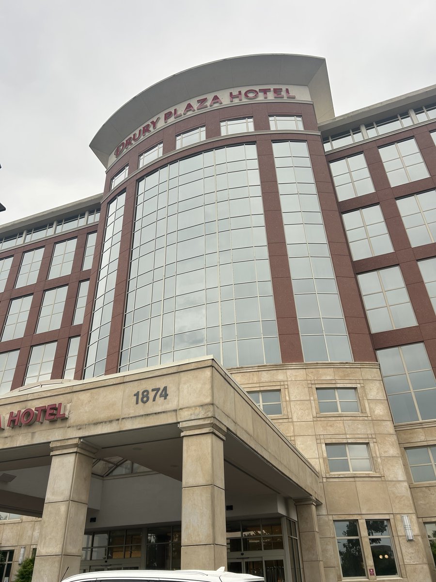 CoachesOutreach (@coachesoutreach) on Twitter photo Kicking things off in <a href="/DruryHotels/">Drury Hotels</a> Nashville-Franklin tonight for our <a href="/CoachesOutreach/">CoachesOutreach</a> #marriageretreat! Thank you <a href="/DrMauricePugh/">Maurice Pugh 〽️</a> for starting the retreat off with a great message! Kicking things off in <a href="/DruryHotels/">Drury Hotels</a> Nashville-Franklin tonight for our <a href="/CoachesOutreach/">CoachesOutreach</a> #marriageretreat! Thank you <a href="/DrMauricePugh/">Maurice Pugh 〽️</a> for starting the retreat off with a great message!