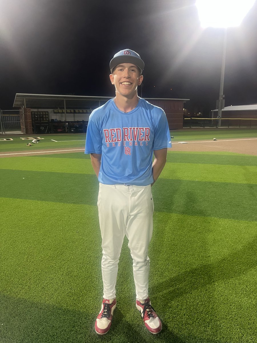 FiveToolTexas's tweet photo. F: @RedRiverAcad 2027 4, 15U Herrick Cooperstown Cobras 2
PoG: Zach Williams 1-2, RBI | 4 IP, 3 K, 0 H, 0 ER https://t.co/y7lT6Li8CK