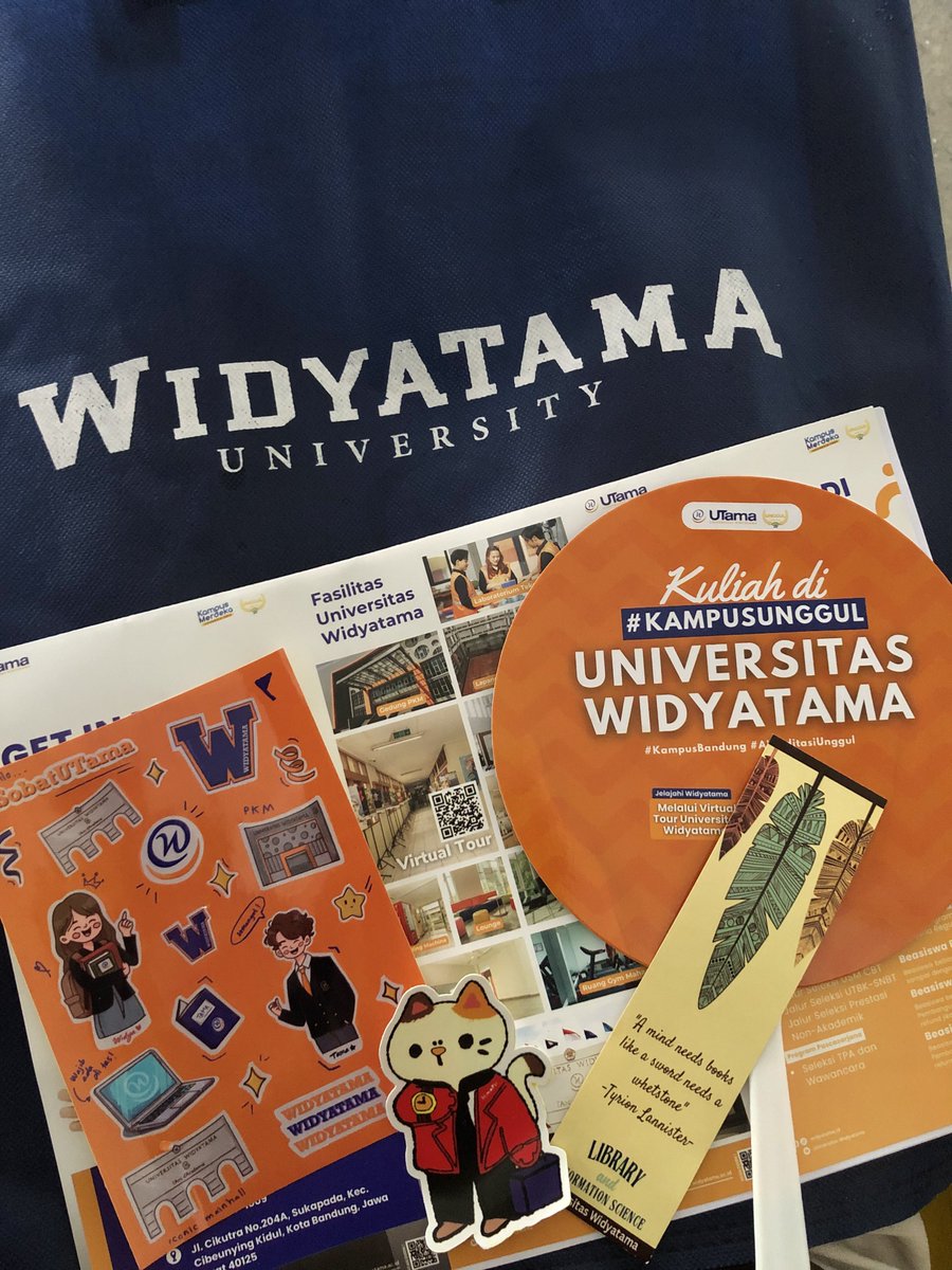 rubythearchangl's tweet image. hari ini ke open house swasta (biar ada kegiatan) 🧘🏽 bonus freebies imut