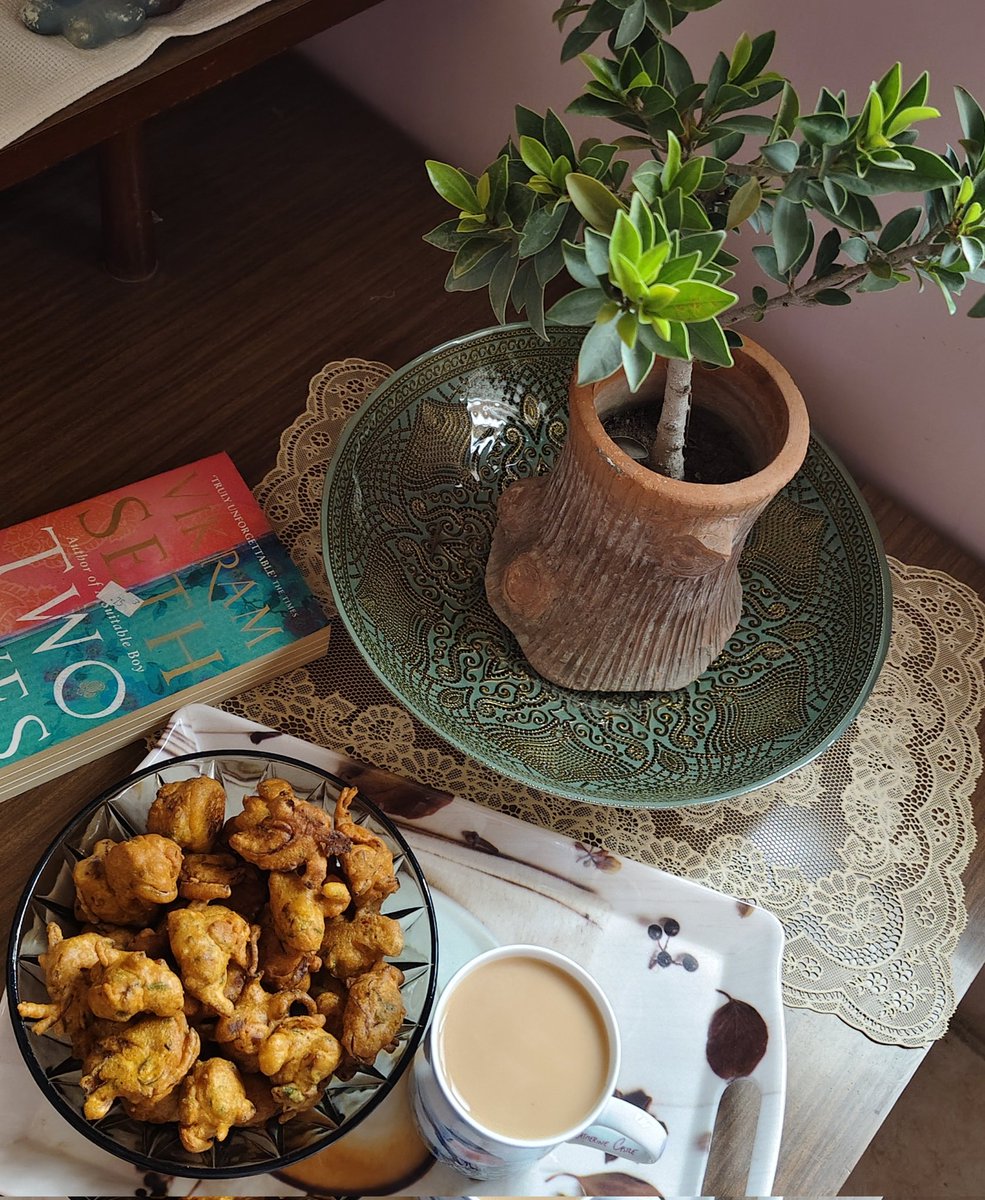 RashnaGazder's tweet image. It&apos;s that kind of rainy day ! 
#saturdaymood  #karachiweather