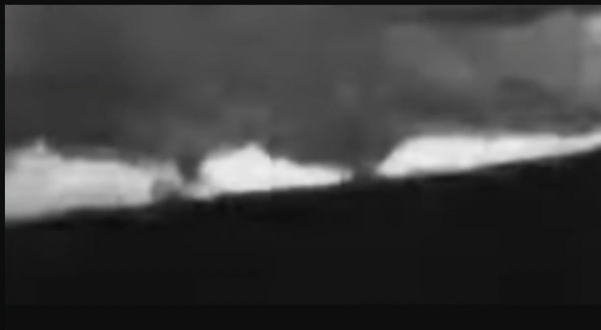 _Jon__Smith_'s tweet image. Twin tornadoes in North Dakota