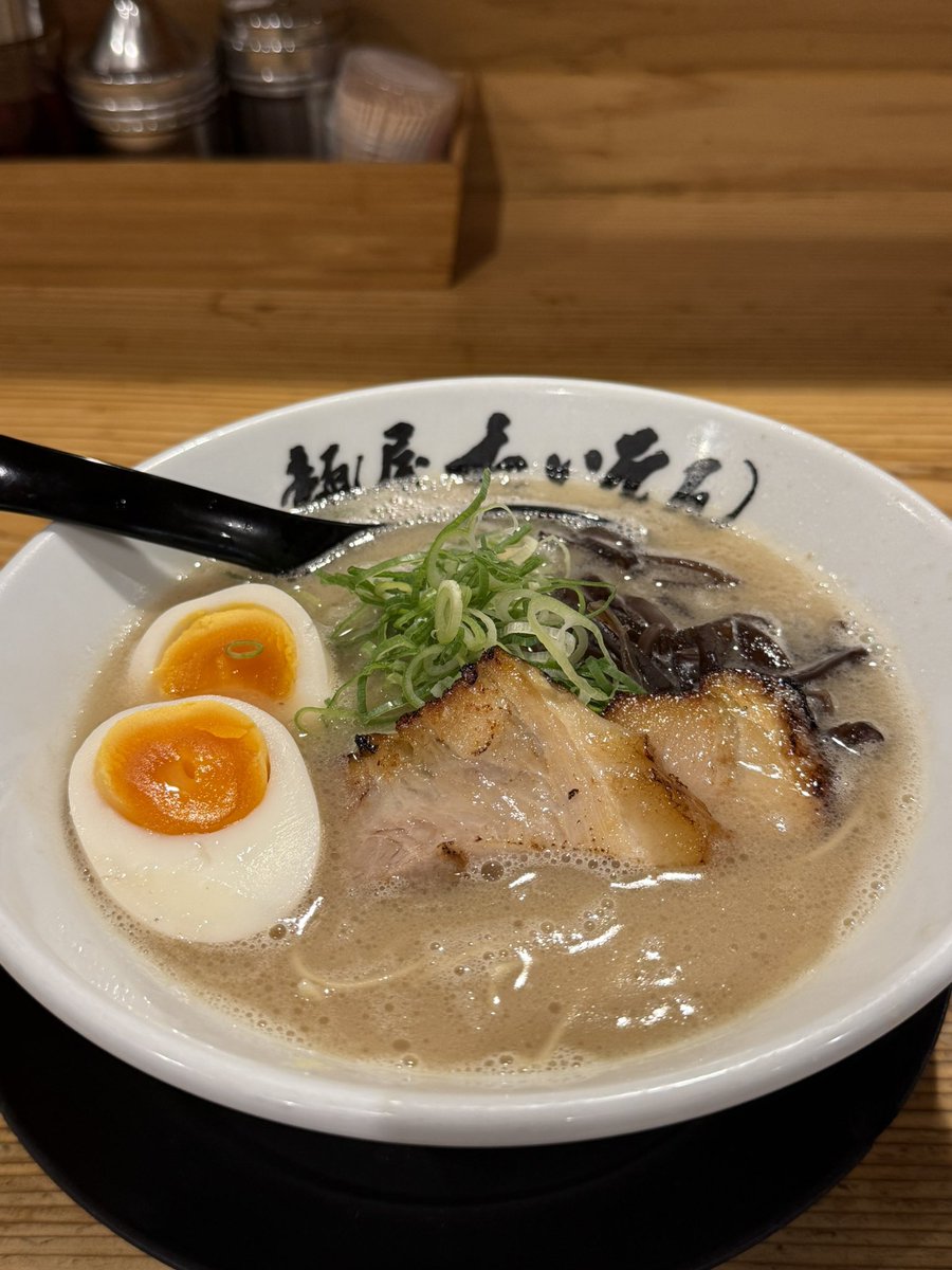 _amouroha's tweet photo. ラ活してる🍜 https://t.co/bDDDBFIyCV
