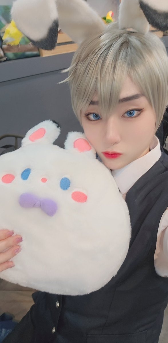 나 앵카야..,  만냐죠...