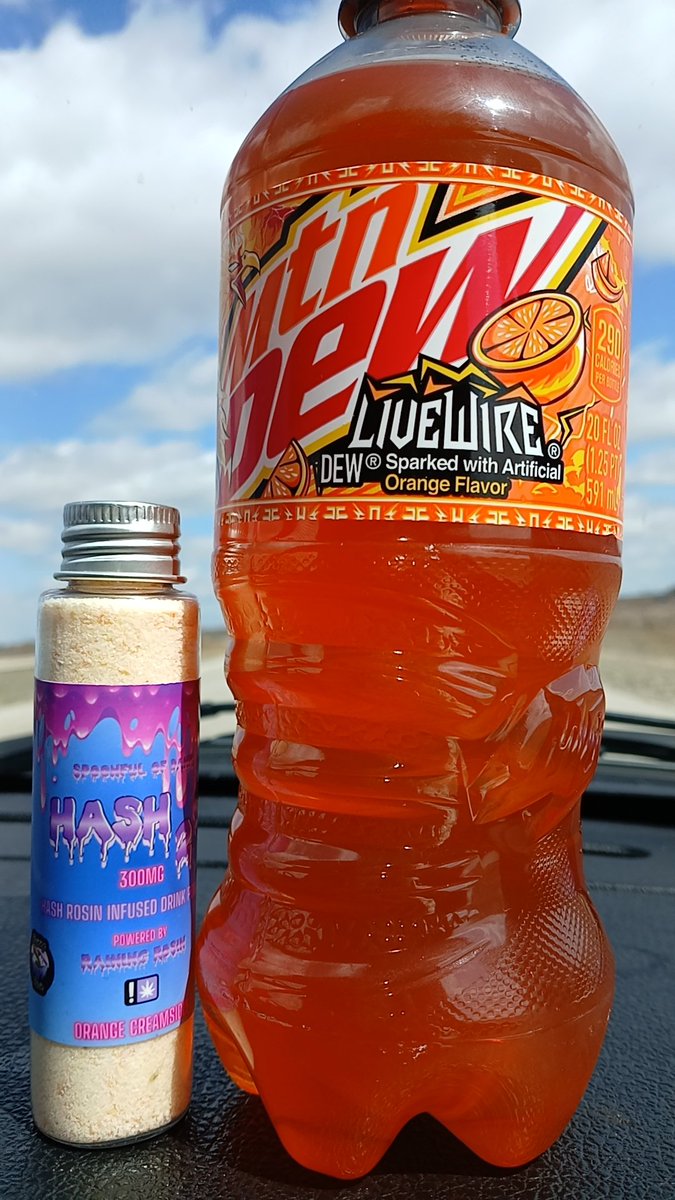 <a href="/spoonfulofdank_/">Spoonful Of Dank ♡</a> &amp; <a href="/RainingRosin/">Raining Rosin</a> Little throwback to this awesome combo 🙌