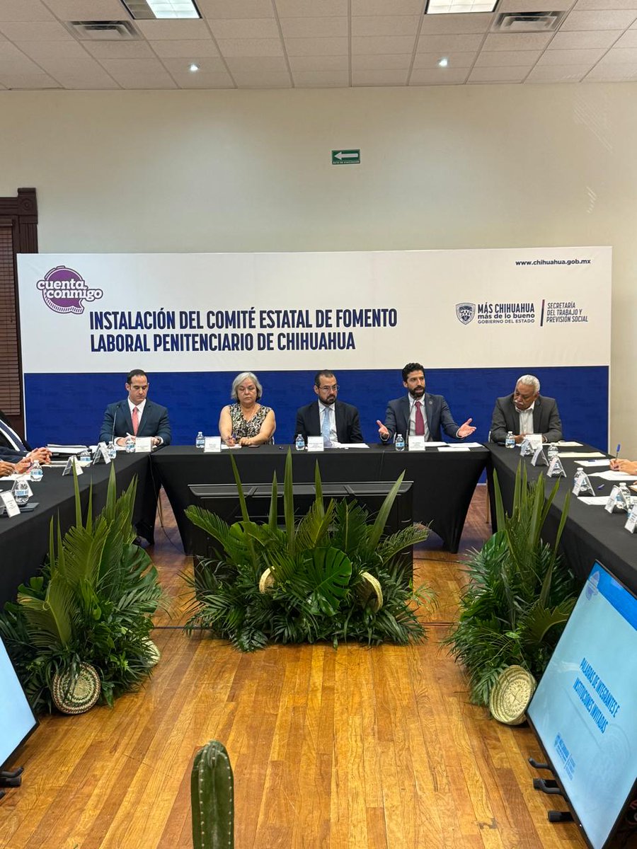 gabriel_tamariz's tweet image. En representación del Srio. @marathb, participé en la instalación del Comité de Fomento Laboral Penitenciario de Chihuahua con el Srio. estatal Diódoro Siller (@stpschihuahua).
#ReinsercionMX busca dar trabajo digno a las personas privadas de la libertad.
#ProsperidadCompartida