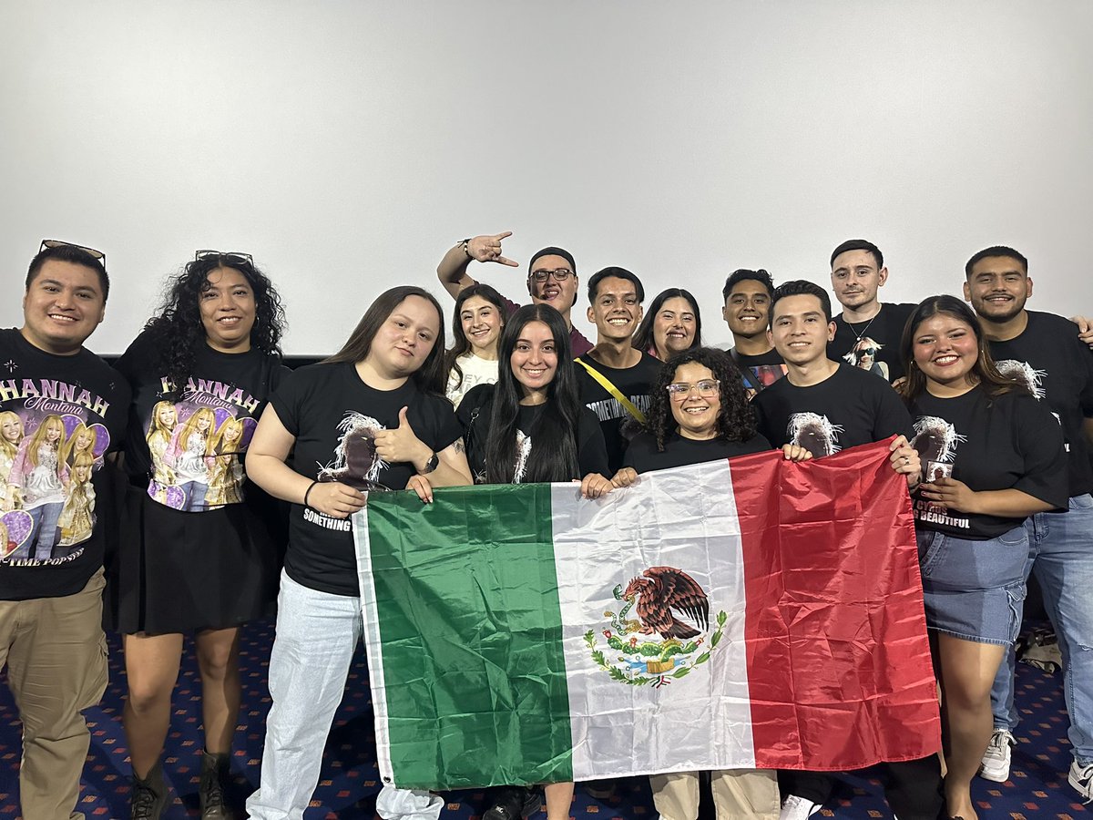 Frida💐 tweet media