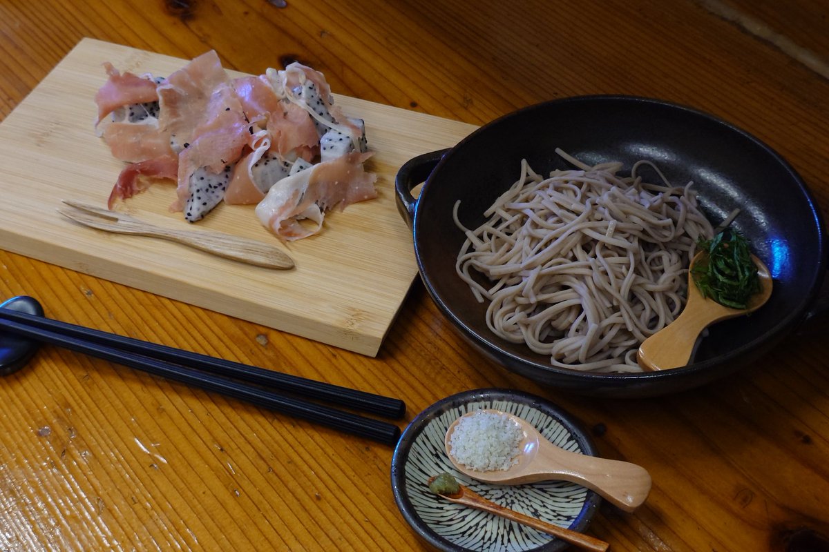 本日のいーたちキッチンまかない😋

営業は18時からです。