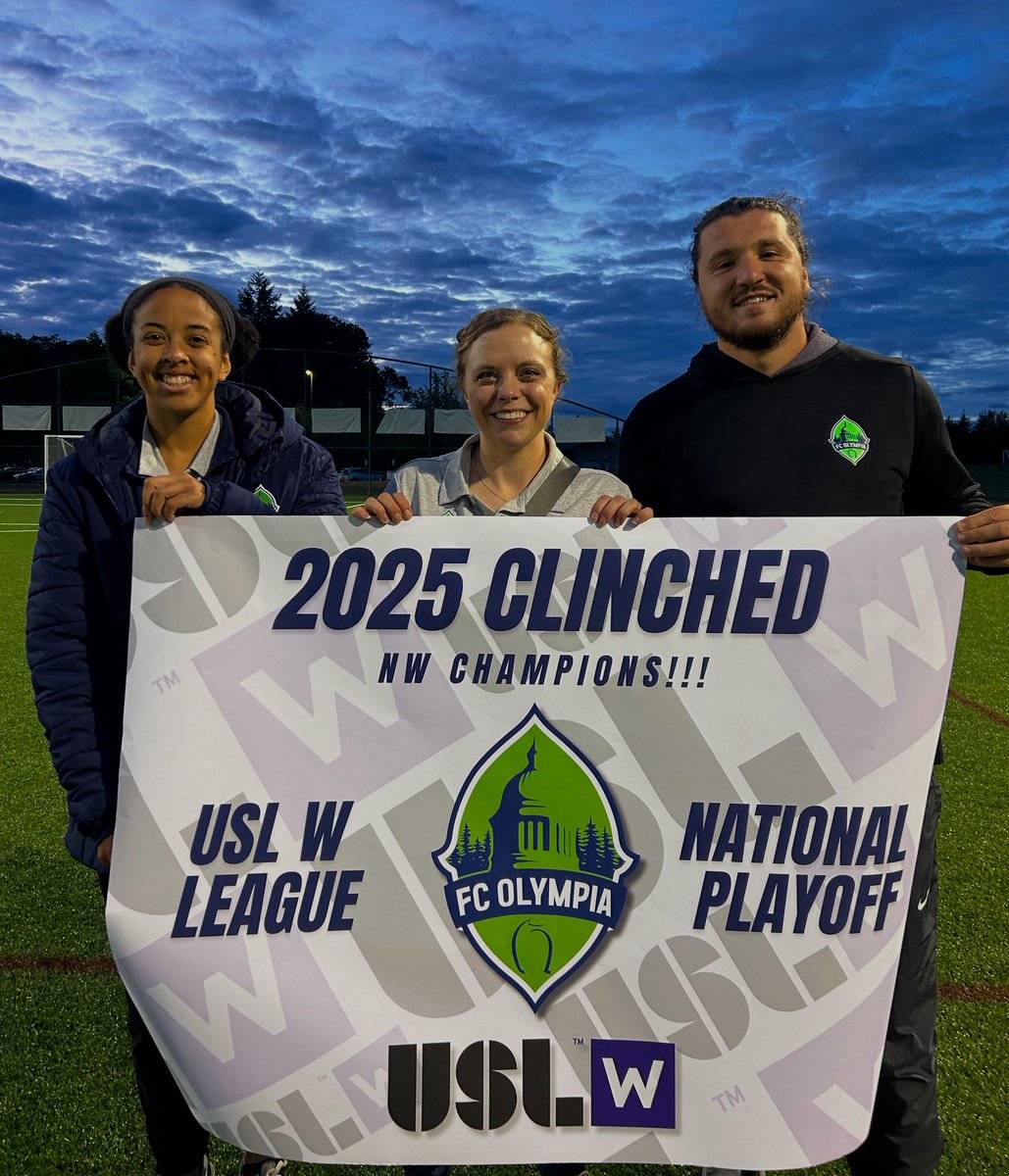 gofcoly's tweet photo. 🏆 Incredible Technical Staff!!!! @uslwleague 

@coachgreenkellyn 
@benwillis99 
@nicoleensa 

#fcolympia #artesians #uslw #forthew https://t.co/hx7rbRyfHn