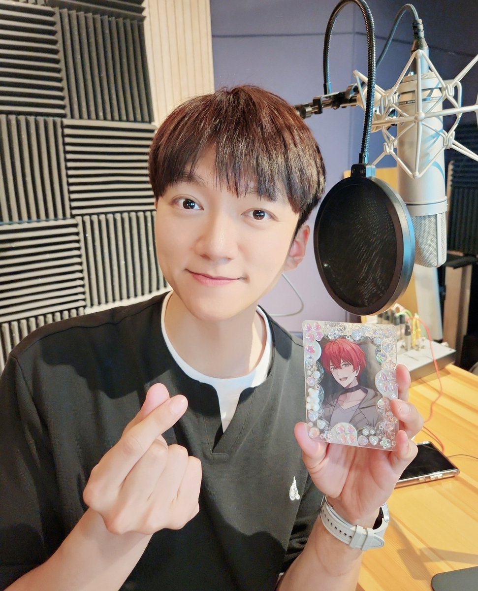 plusdiction's tweet image. &lt;리다이브 원더랜드&gt; 발매 예정
유쾌한 분위기메이커
레이븐 ㅣRaven
CV. 이주승
『그러니까, 아지트로 돌아가서 두 사람을 믿고 기다리자.』
레이븐 보이스: youtube.com/watch?v=LnvbN4…
#플러스딕션 #리다이브원더랜드 #성우이주승 #리원더 #여성향게임 #오토메게임 #녹음문의 #연출디렉팅
