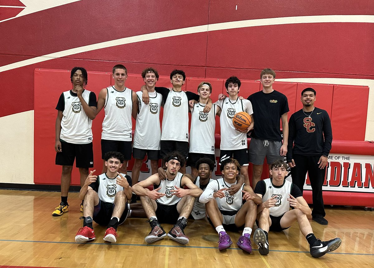•Handled business, in my last summer league season finishing 19-0 in ripon league 

•Now it’s time to gear up for live periods in July 
#tracyhighsports #Basketball