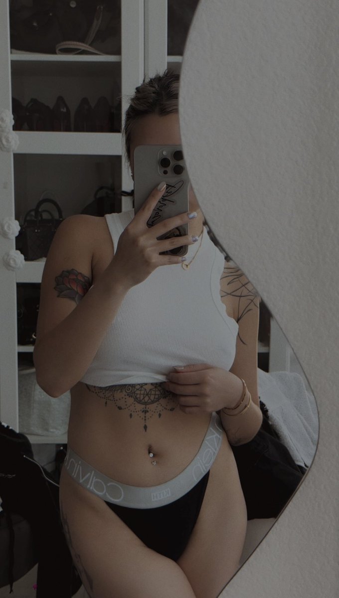 Don’t worry, I’m just lounging like this..