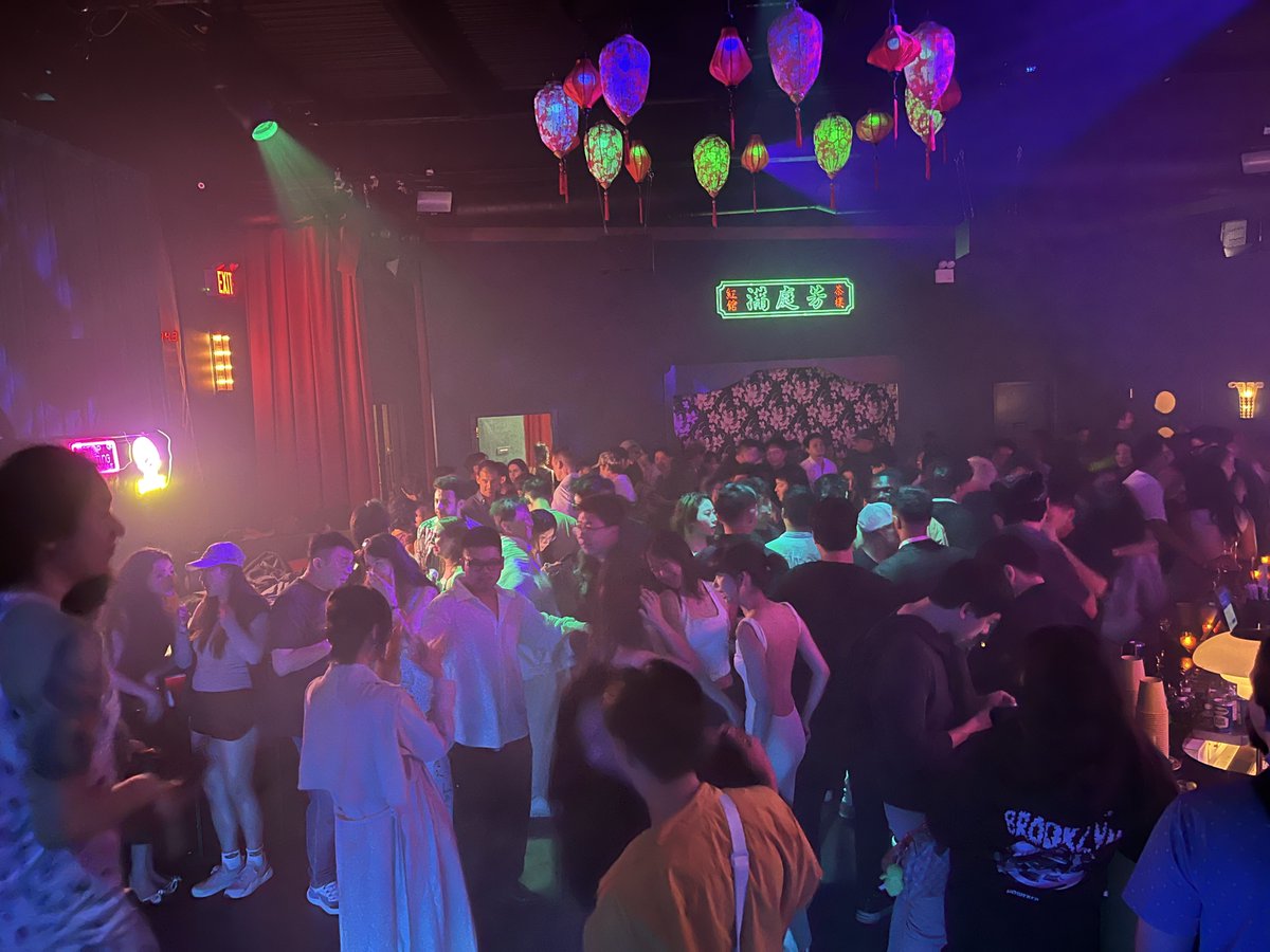 Spike 😼⚡️🃏 (ShinySnorlax.eth) (@lvspike420) on Twitter photo Having a blast at the Red Lipstick x Green Candles event tonight with my <a href="/AzukiNYC/">ConcreteGarden 🗽⛩️</a> & <a href="/G_Fi_Official/">GorillasFi</a> families! 🥳🫶🔥 Having a blast at the Red Lipstick x Green Candles event tonight with my <a href="/AzukiNYC/">ConcreteGarden 🗽⛩️</a> & <a href="/G_Fi_Official/">GorillasFi</a> families! 🥳🫶🔥