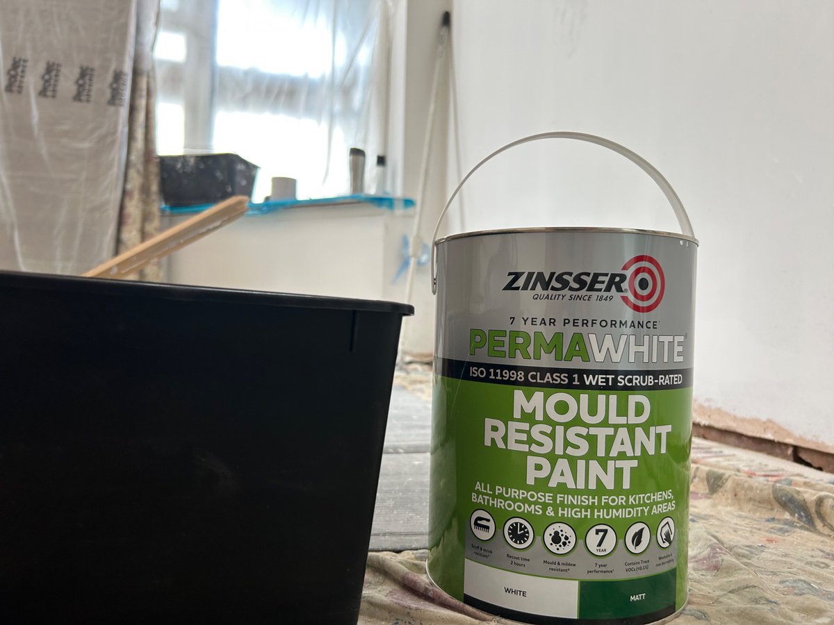 dnh decorators (@dnhdecorators) on Twitter photo Been using Zinsser perma white this week on multiple bathrooms, quality stuff and great coverage <a href="/ZinsserUK/">Zinsser UK</a> Been using Zinsser perma white this week on multiple bathrooms, quality stuff and great coverage <a href="/ZinsserUK/">Zinsser UK</a>