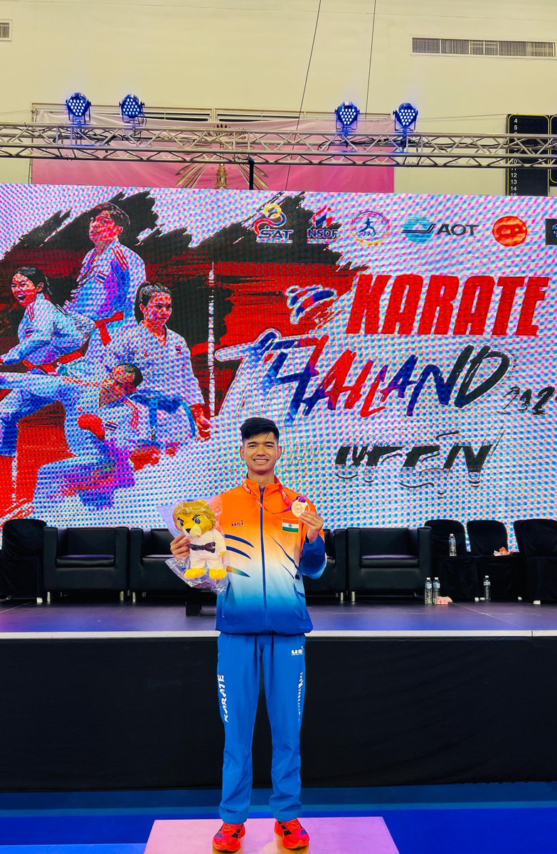 kupwarasentinel's tweet photo. Chinar Warrior Makes India Proud.
Thingnam Rabikanta Singh of 3 NAGA bags Bronze at Thai Open Karate Championship 2025 in Bangkok!
Earlier this year, he clinched Gold at Nationals in Hyderabad.
#ChinarWarriors #KarateChamp #PrideOfIndia #IndianArmy https://t.co/OAWffZ1PbZ