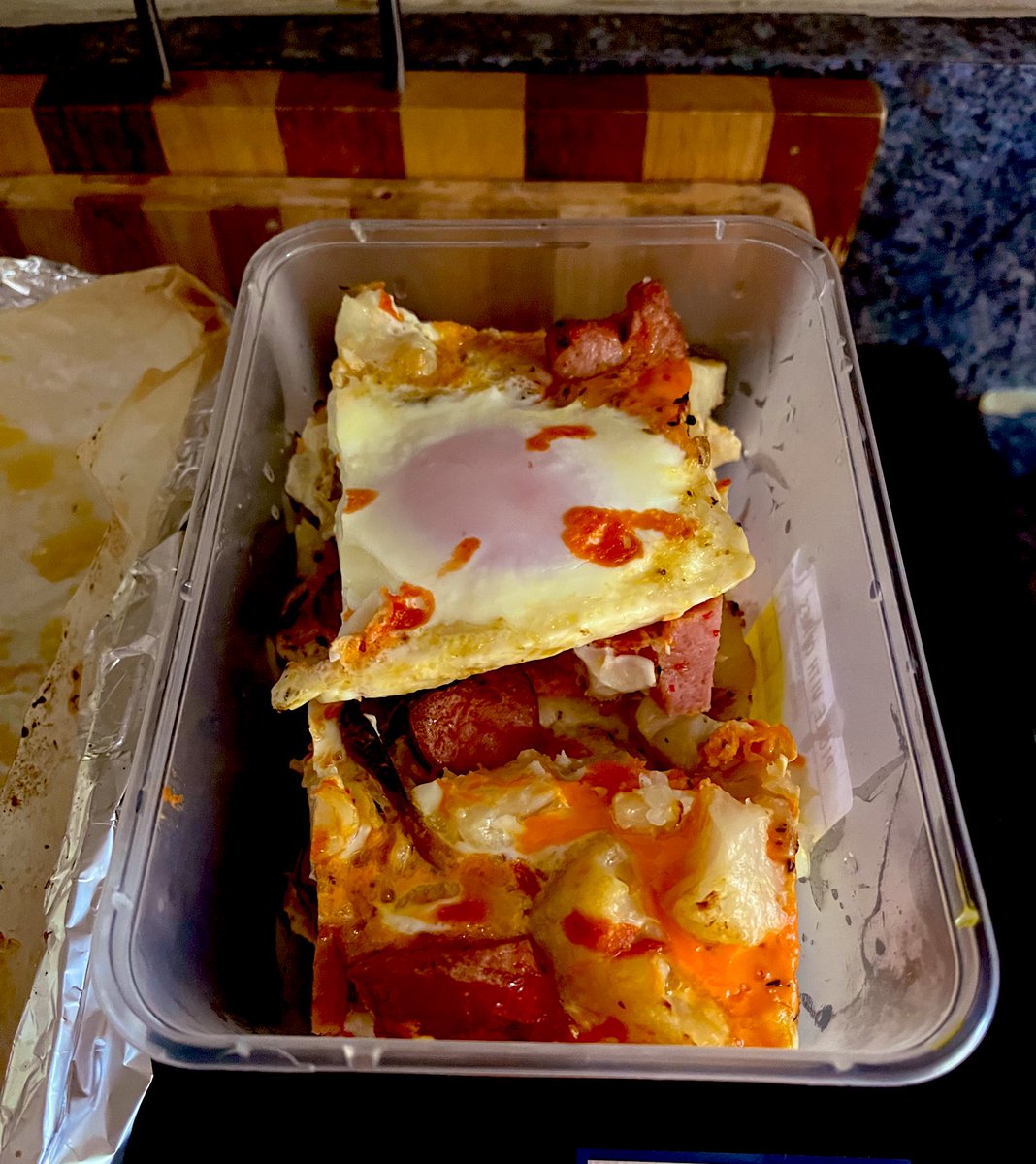 Agent99c's tweet image. Backed Cauliflower with frankfurter.and the leftovers backed with eggs , that will make a good work lunch Monday
#cauliflower #saturdaylunch #backed #fun #winter #downunder #lunch #Trending