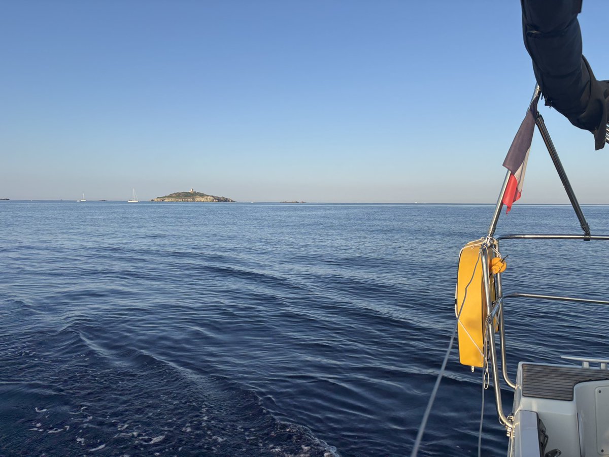 gfaure88's tweet photo. After a few days sailing along the French Riviera, it’s time to head home — body recharged, mind reset, ready to tackle S2. https://t.co/OXUQ6a5dfK