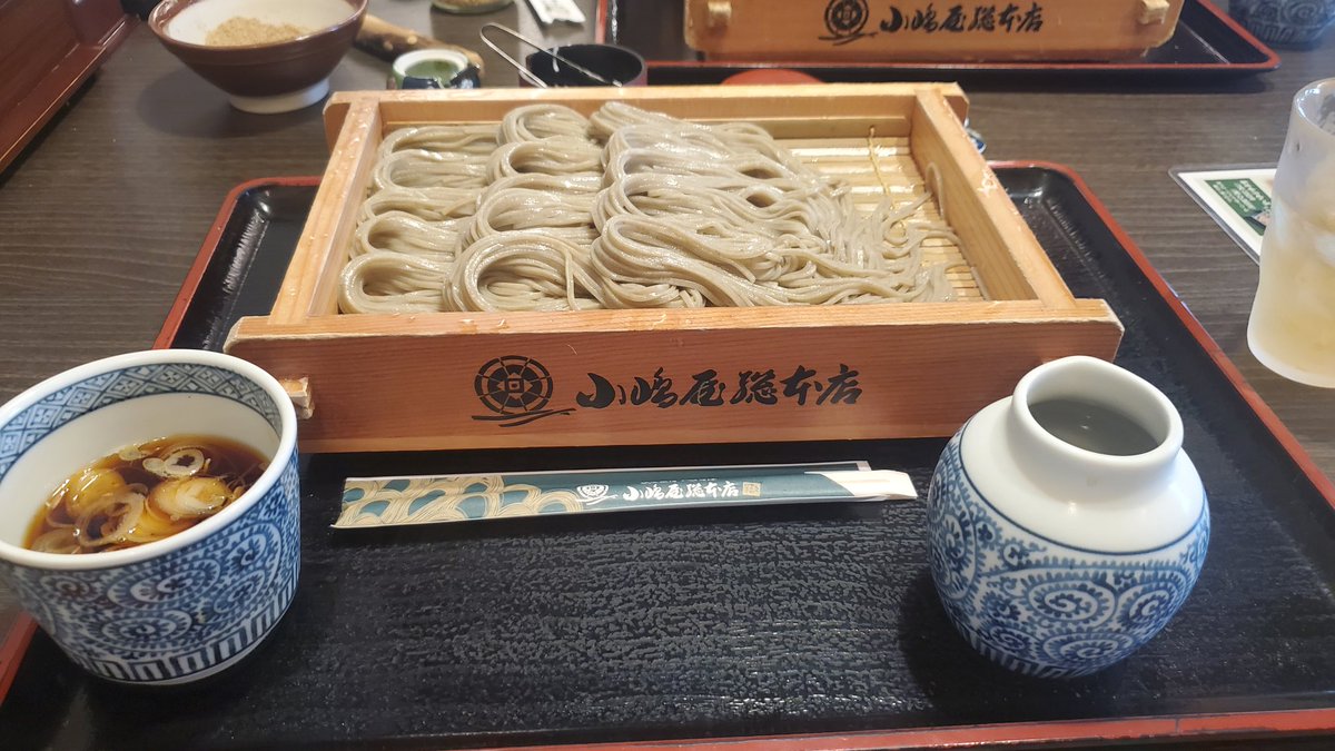 hiro00357's tweet photo. 小嶋屋総本店　へぎそば https://t.co/klQE0FlNnD
