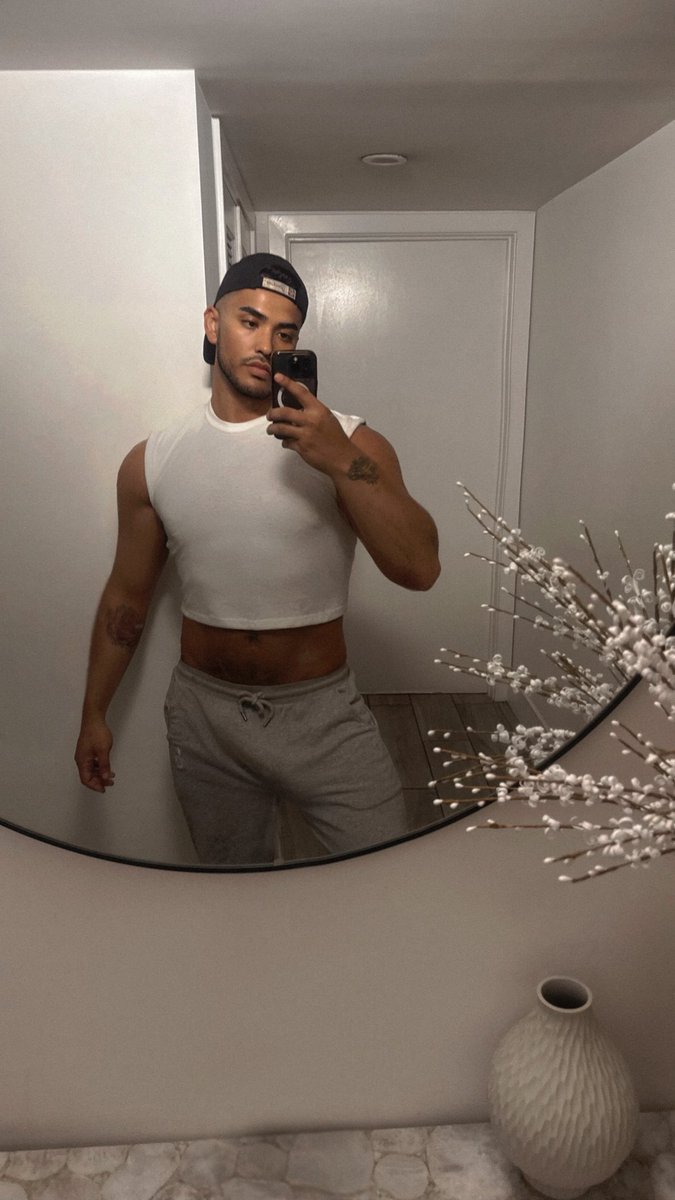 Low key Friday 😉😋