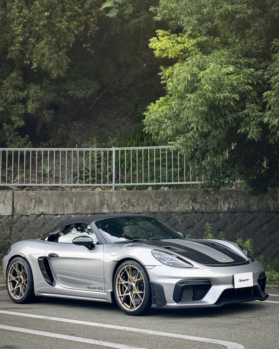 porsche_carlife's tweet image. #ポルシェ乗りと繋がろう2025初夏

718スパイダーRS、納車から1.5ヶ月。
ようやく1,000km突破💨

#718SpyderRS #SpyderRS