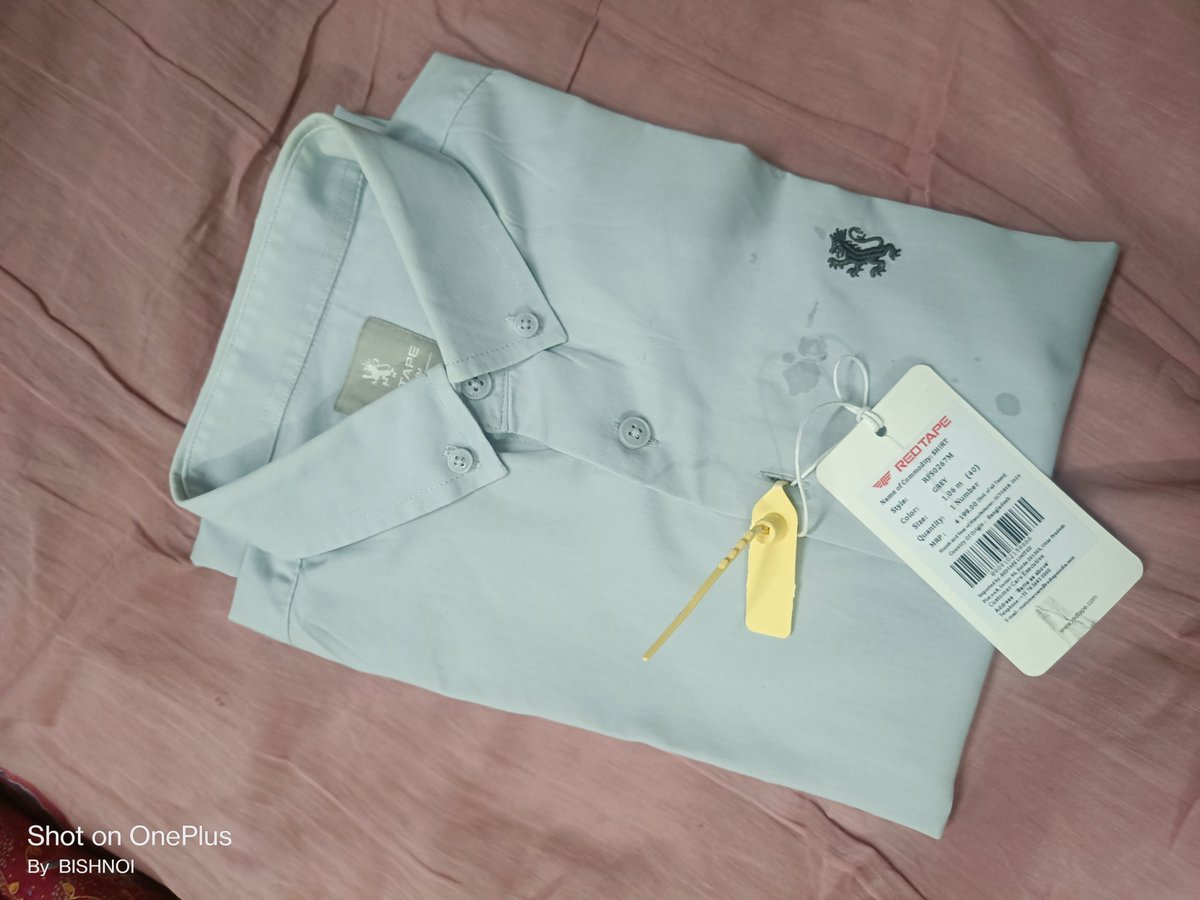 vikash67425's tweet photo. @MyntraSupport @myntra
You sent me a stained shirt.
I asked for return — you blocked my ID.

1 month, no reply.

Refund my money &amp; unblock my account now — or I go to Consumer Court.

Order ID #129962215998371294701

#MyntraFraud #CustomerRights https://t.co/u2Urm7tVwI