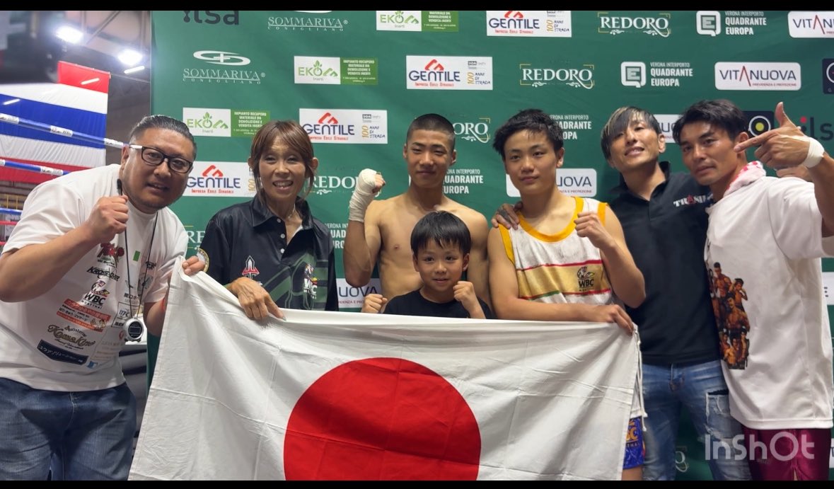 TSKjapan1's tweet photo. 世界最大級
WBCムエタイ
ワールドチャンピオンシップ
日本代表選手団　駒木根
頑張ってます！
https://t.co/E3ff6UfZjl https://t.co/6EJyxsPnfi