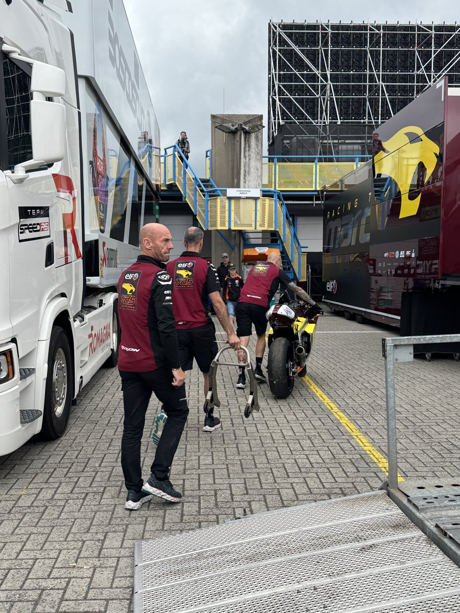 Lane Buddy Sands tweet media