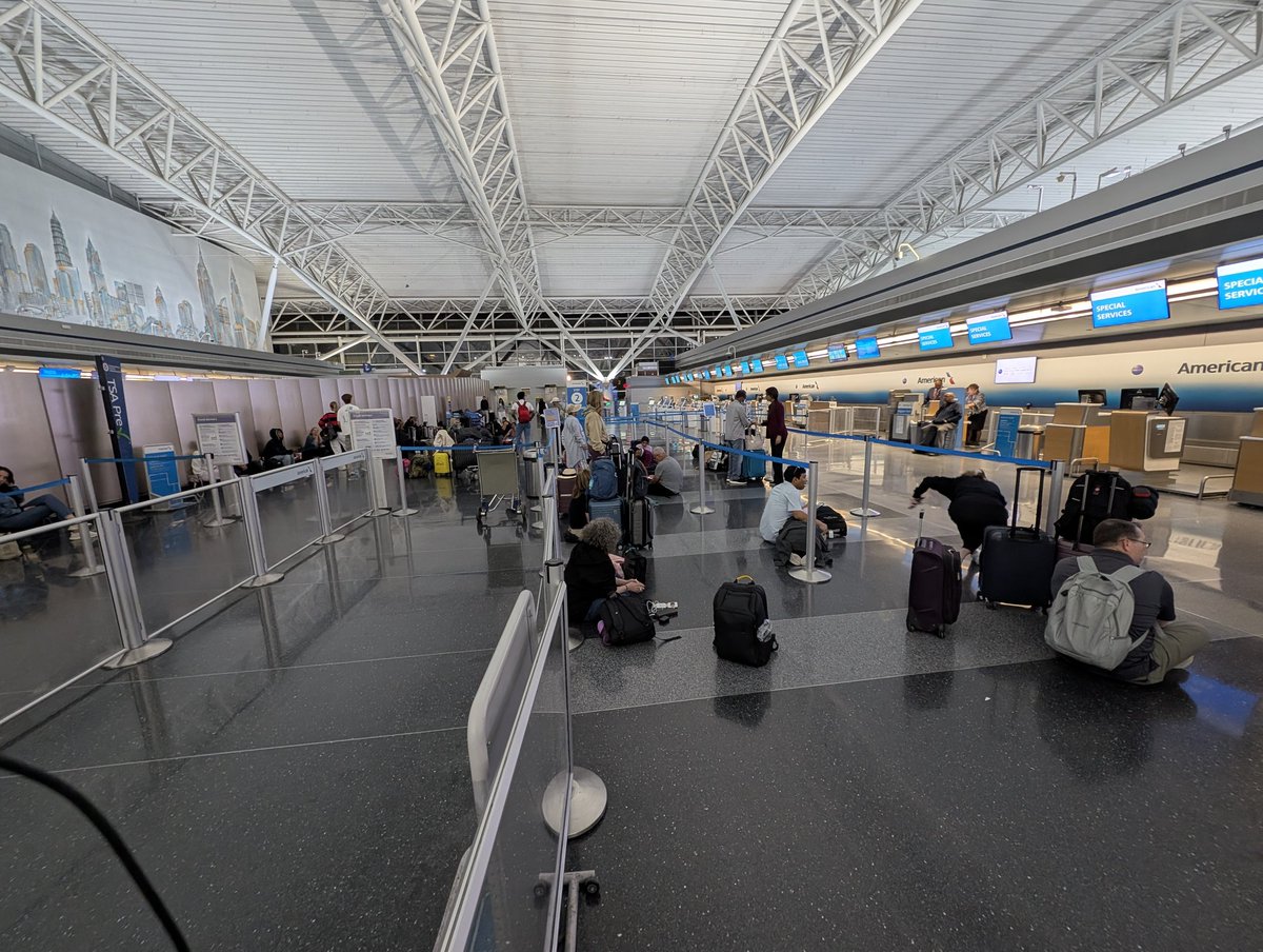 sagarghonge's tweet photo. @AmericanAir 50+ people are waiting at the JFK airport for 5+ hours to either reschedule their flights or get accommodation vouchers because of weather related delays/cancellations. But there is no one to attend. Please help. https://t.co/8YQjCRz8a4