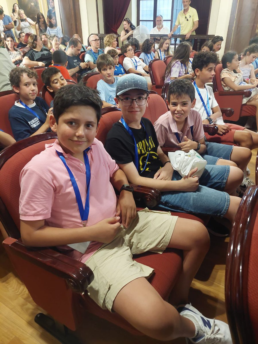 <a href="/fespm_es/">FESPM</a> <a href="/SEMRM_/">SEMRM</a> Y, por supuesto, enhorabuena a los representantes de Madrid
Esperamos que hayan disfrutado de esta experiencia 
<a href="/fespm_es/">FESPM</a> <a href="/SEMRM_/">SEMRM</a> 
#OMNA2025