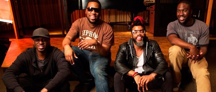 CapitalJazzClub's tweet image. #NowPlaying, &apos;Tell Me A Bedtime Story&apos;, off the @robertglasper #Experiment&apos;s *ArtScience*. (2016). The #CapitalJazzClub984, with #JacobAsiyo, &amp;amp; @KaimaMwiti.
Robert Glasper: Keyboards
Casey Benjamin: Vocals, Vocoder, Saxophone 
Derrick Hodge: Bass
Mark Colenburg: Drums.