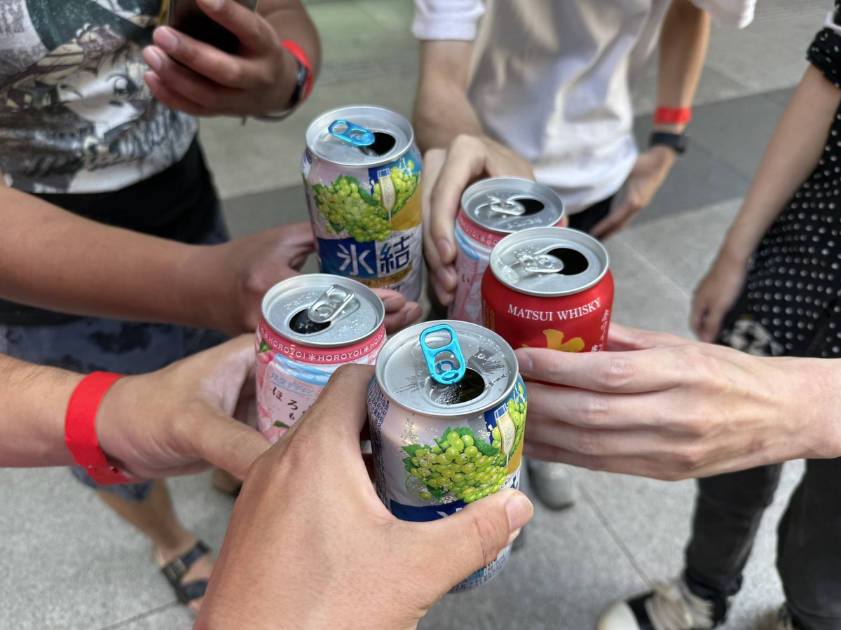 オールナイトライブからの昼過ぎテラテラワンマンお疲れ様でした！
今日は前方チケット招待ありがとうございました！