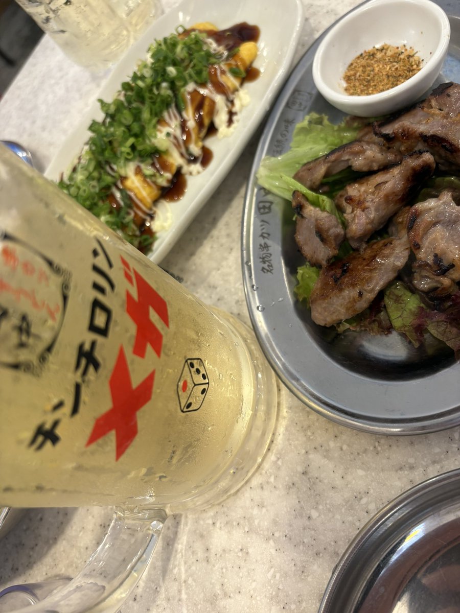 mii000288's tweet image. 久しぶりの串カツ田中〜🍺🍺
めちゃ美味しい😋
チンチロしちゃうよね〜😭