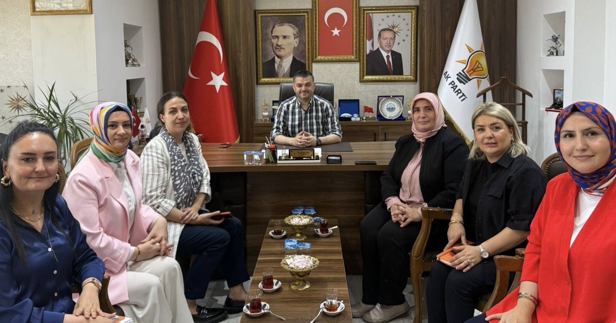 Gülayşe Durak (@gulaysedurak) on Twitter photo 📍İLKADIM
İl Kadın Kolları Başkanımız Sn <a href="/avtugcedagdemir/">Tuğçe Dağdemir Muslu</a> ve Başkan Yard. ile birlikte, İlkadım İlçe Başkanımız Sn Ersin Kasap’ı ve İlçe Kadın Kolları Başkanımız Sevgi Çakır Hn. ziyaret ettik.
Misafirperverlikleri için teşekkür ederiz.
<a href="/RTErdogan/">Recep Tayyip Erdoğan</a>
<a href="/tugbaisikercan/">Tuğba IŞIK ERCAN</a> 📍İLKADIM
İl Kadın Kolları Başkanımız Sn <a href="/avtugcedagdemir/">Tuğçe Dağdemir Muslu</a> ve Başkan Yard. ile birlikte, İlkadım İlçe Başkanımız Sn Ersin Kasap’ı ve İlçe Kadın Kolları Başkanımız Sevgi Çakır Hn. ziyaret ettik.
Misafirperverlikleri için teşekkür ederiz.
<a href="/RTErdogan/">Recep Tayyip Erdoğan</a>
<a href="/tugbaisikercan/">Tuğba IŞIK ERCAN</a>