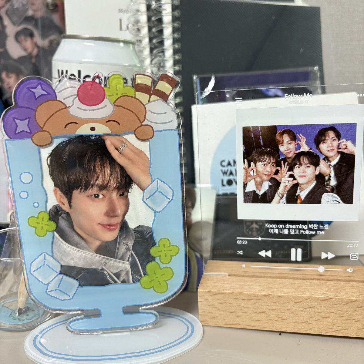 다이소에서 아크릴스탠드 구매완료💙

너무귀엽따😍