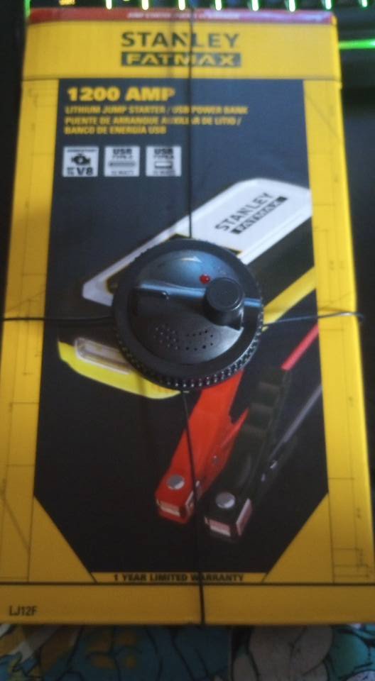 ZomBittenKittin's tweet photo. @Walmart @WalmartInc I bought a JUMP PACK for my dead car battery and it was delivered with the security device still on it. I Was hung up on multiple times, then told to "bring it to the store to have it removed". How am I supposed to return it if my car battery is dead?!?! https://t.co/FCe2QnjzI5