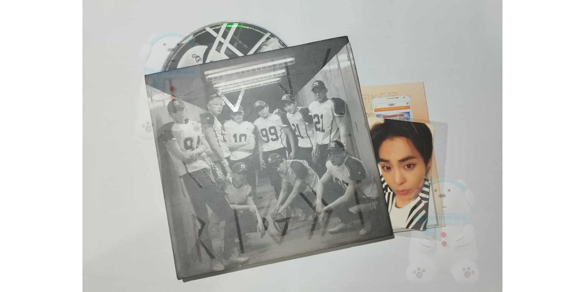 icebearfinding's tweet photo. WTS LFB
EXO Korean Love Me Right Repackaged Album w/ Xiumin PC

❤️Complete inclusions
❤️Minor dents and flaws on the album due to storage, but photocard is in mint condition

₱399✨ not including sf

For more pictures and details kindly pm

✅Negotiable price
🚚JNT, GGX
💵GCash https://t.co/XPK0tM5RnL