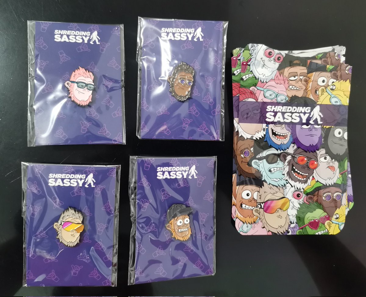 ᴿᵁᴰᴰᴱᴿᵐ⁸ (@rudd3rm8) on Twitter photo Finally Received my <a href="/ShreddingSassy/">Shredding Sassy</a> package for holding a headliner pass
The Headliner Pass is an ultra-limited, tradeable membership designed for our core collectors. Only 50 exist, giving holders access to exclusive products, perks, and private community benefits. Finally Received my <a href="/ShreddingSassy/">Shredding Sassy</a> package for holding a headliner pass
The Headliner Pass is an ultra-limited, tradeable membership designed for our core collectors. Only 50 exist, giving holders access to exclusive products, perks, and private community benefits.