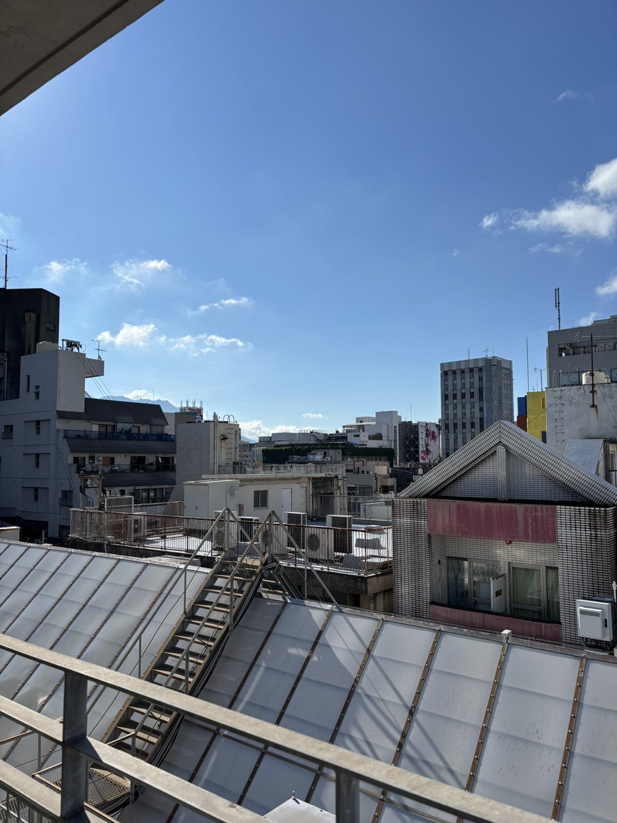 ippei_nomoto's tweet photo. 鹿児島もう梅雨明けました https://t.co/XPUkppFsjb
