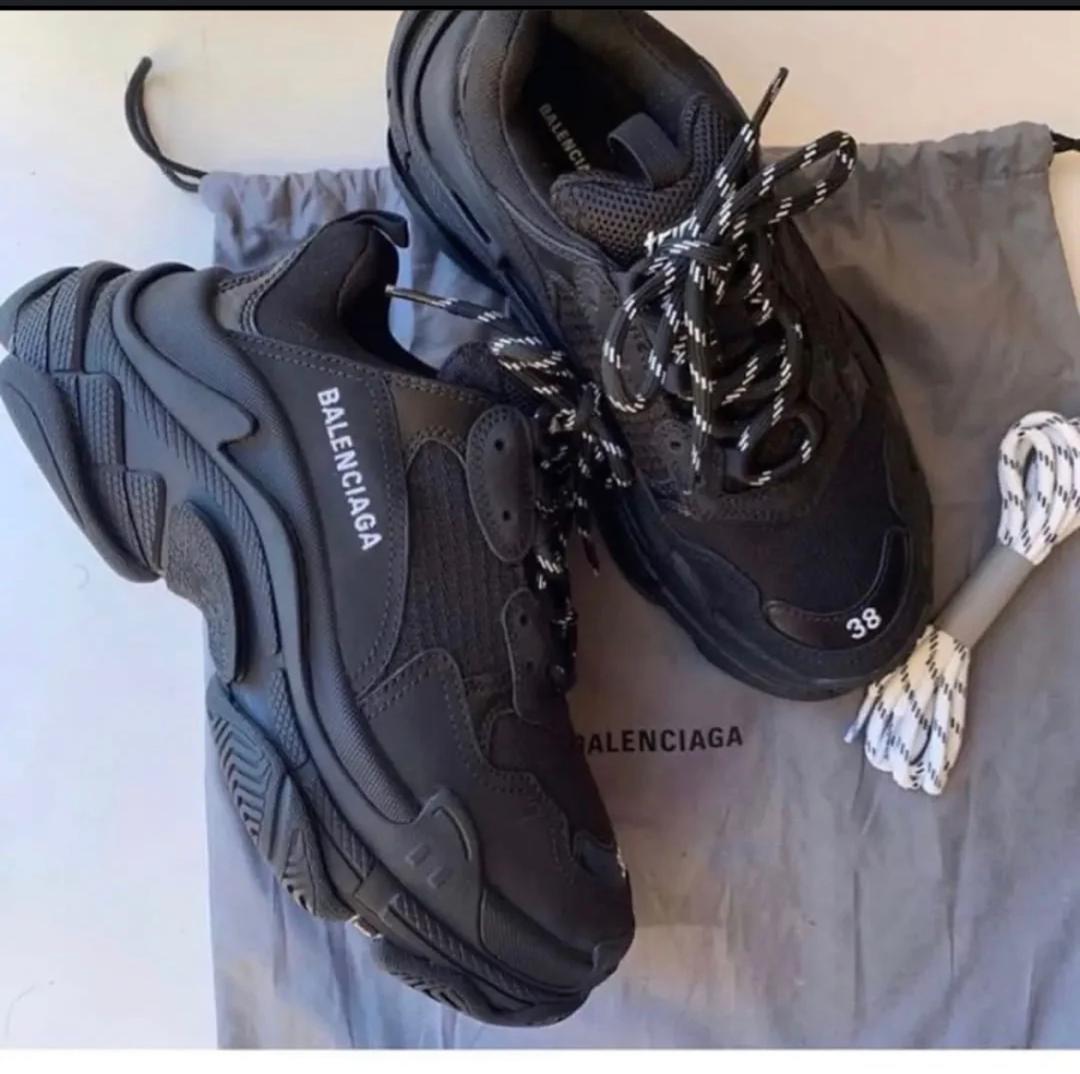 bluecollectio1's tweet photo. Kano Ka New Balance in All Styles wekali
Size 40 to 45
In all Colors and Affordable Affordable prices
Good morning Fashion Stars
#BlueCollection https://t.co/zNaZ7VUCAx