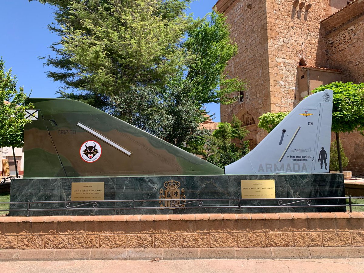 Lentejitas's tweet photo. Hoy será un gran día en Villafranca del Campo, Teruel. https://t.co/toSMhHHOBX