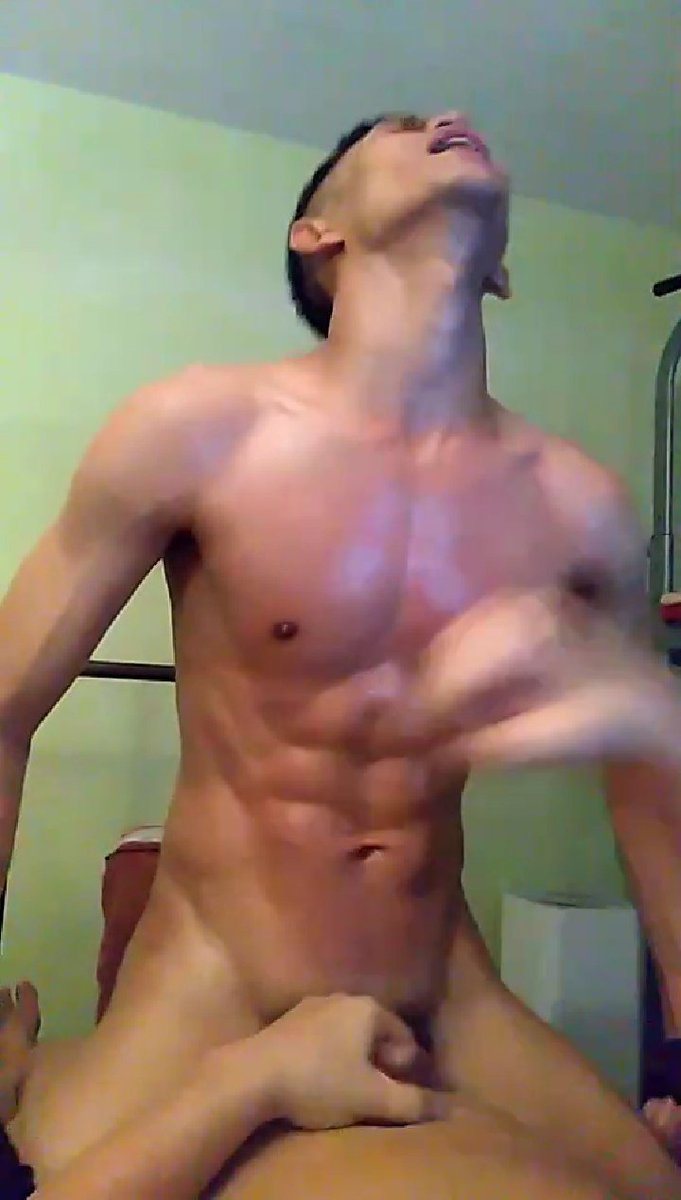 ครูฝึกซาดิส  tweet media