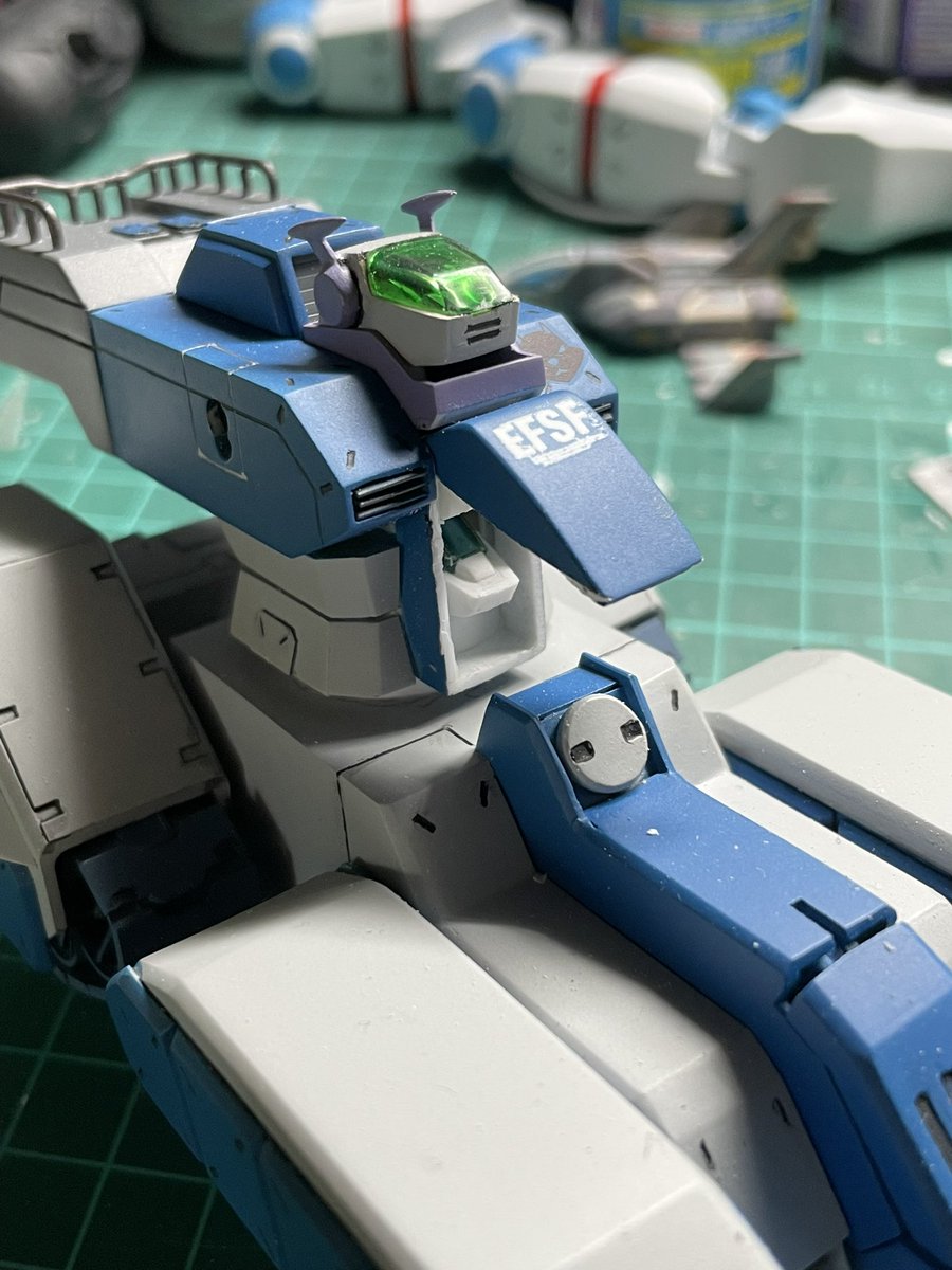 以前、念願の木工さん<a href="/MHeihati/">木工平八＠巌流会</a> とコラボした時に気になってしょーがなかった😭ガンタンクのコアファイターを作っています😅