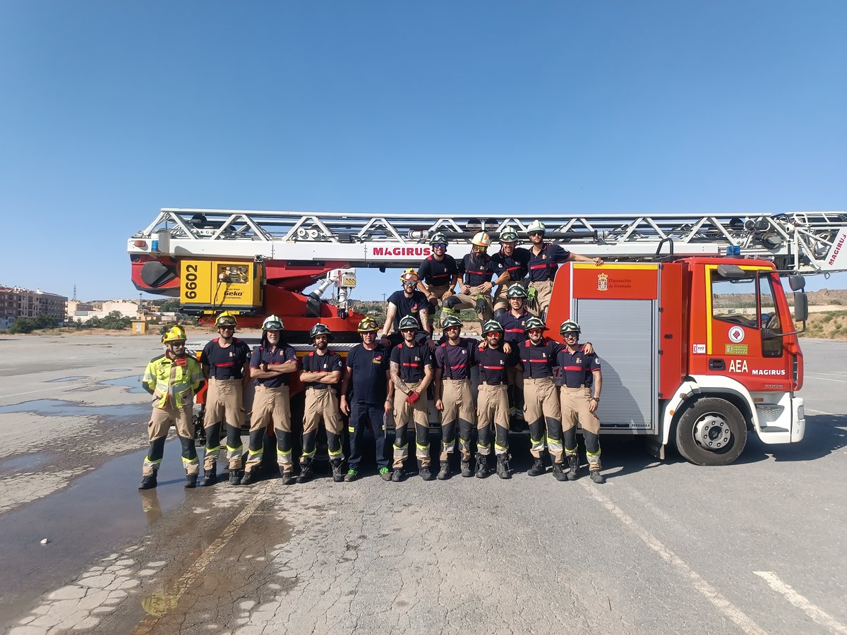 Jesús Hernando (@jhernandod) on Twitter photo Segunda edición del "Curso de intervenciones con AEA" nivel III con Magirus 23-12 Vario CS realizada durante esta semana en Guadix para Bomberos @dipgranada a través de <a href="/GlobalMagirus/">Global Magirus</a> dejo fotos. autoescalerasautomaticas.com Segunda edición del "Curso de intervenciones con AEA" nivel III con Magirus 23-12 Vario CS realizada durante esta semana en Guadix para Bomberos @dipgranada a través de <a href="/GlobalMagirus/">Global Magirus</a> dejo fotos. autoescalerasautomaticas.com