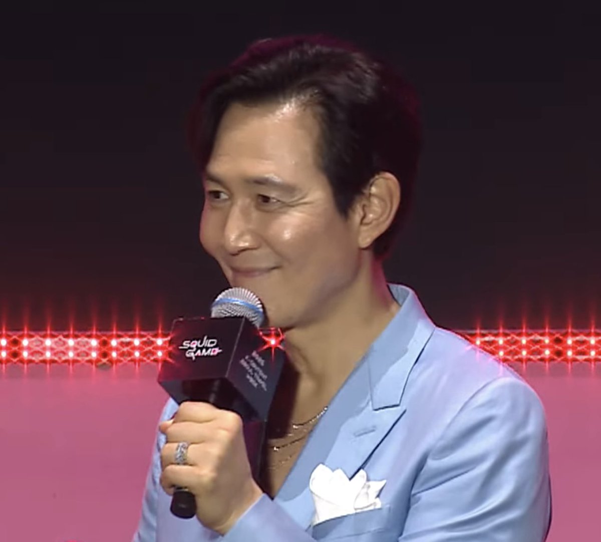 kakooshi_'s tweet photo. The heart and soul of the show 💖 Thank you, Lee Jung-jae and Lee Byung-hun, for bringing Gi-hun and In-ho to life 🥹 https://t.co/IYhIIbg6zD