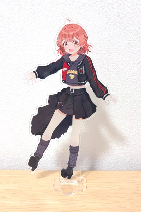 明日ですッ!!! 新刊ですが、印刷し直して少しパワーアップしました!! あと再投稿し忘れてたアクスタ!! 当日はよろしくお願いします!! #GSF01