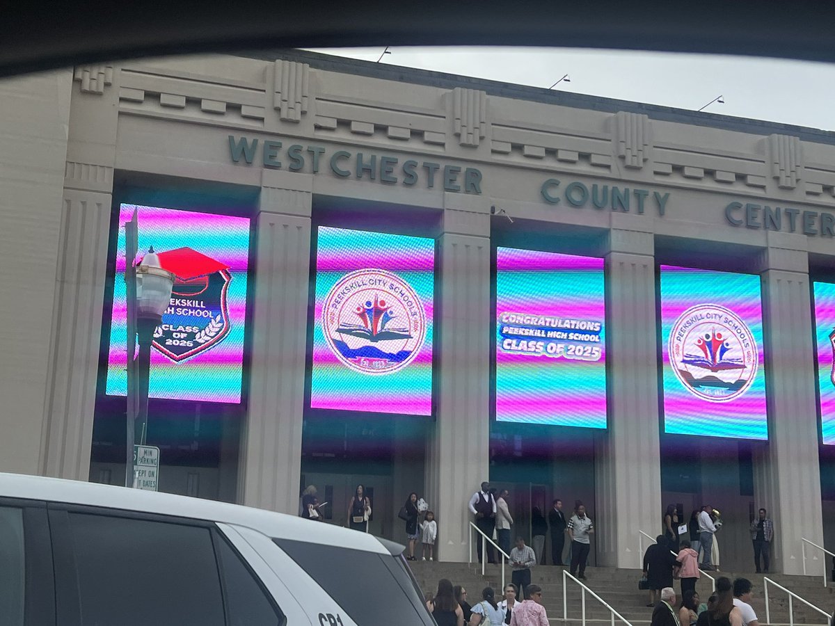 DrJFerris's tweet image. Congratulations to our PHS Class of 2025 Graduates…Dream Big ❤️💙