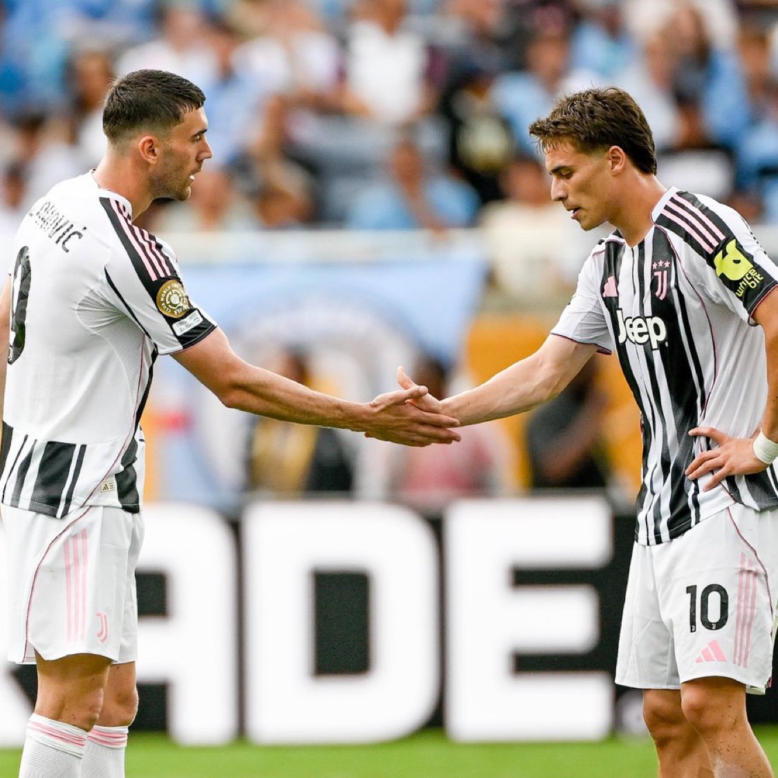 9️⃣ التعاون المثمر 🔟 🤝