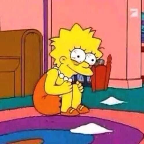 how are larries now looking every single pics trying to find them in the same spot