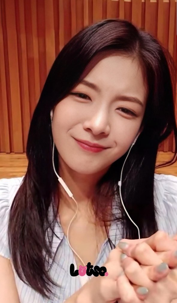 DinSongLotso's tweet image. 𝟸𝟻𝟶𝟼𝟸𝟾 ᴡɪᴛʜ ʟɪᴀ🐻

#리아 #LIA #있지 #ITZY