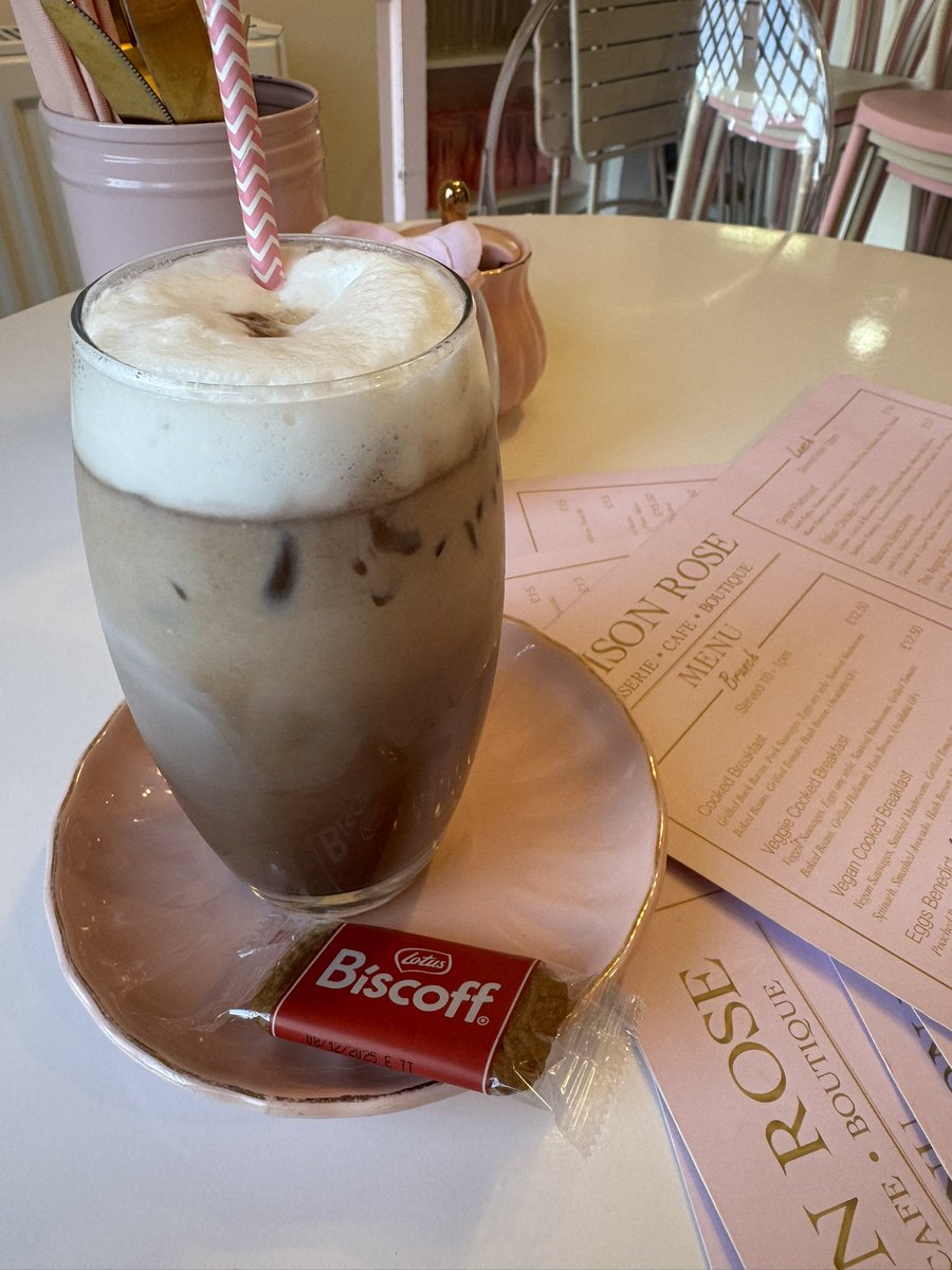 If you’re heading to Market Bosworth make sure you get a drink at Maison Rose. It’s soooooooo good ☕️