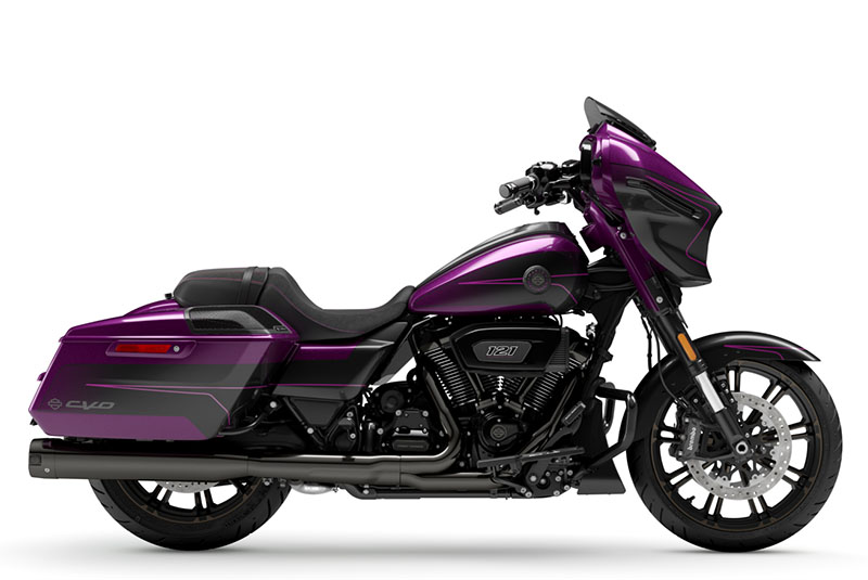 ridinghighhd's tweet photo. Equipped with the best of everything straight from the factory, the CVO Street Glide is a Masterpiece in Motion! Setting the stage for unmatched performance and style, stop by and see for yourself!
#CvoStreetGlide #RideInStyle #MasterpieceInMotion #HarleyDavidson https://t.co/tcVpEmcN3t